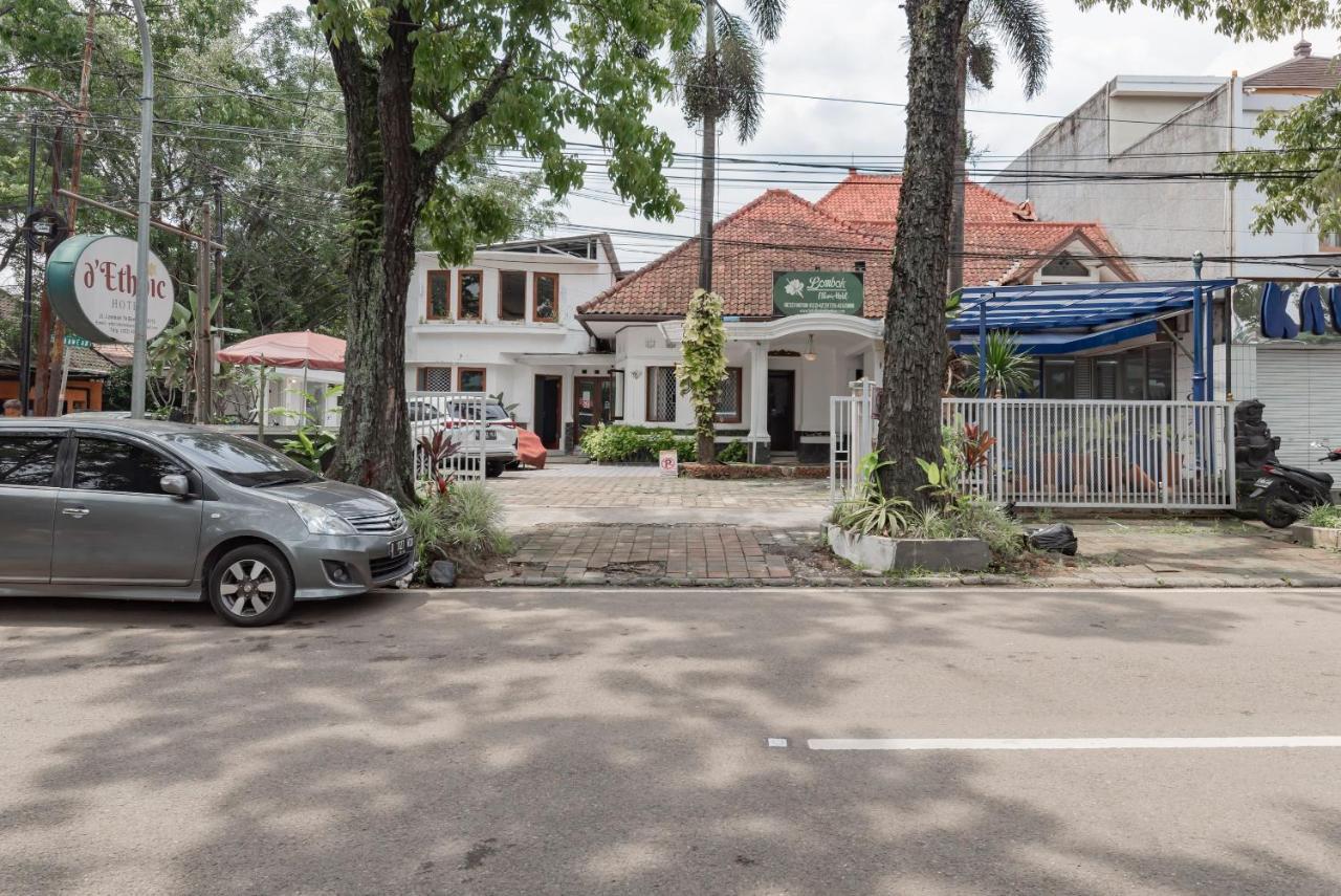 Hotel O Bandung Near Stadion Siliwangi Formerly The Ethnic Hotel Бандунг Экстерьер фото
