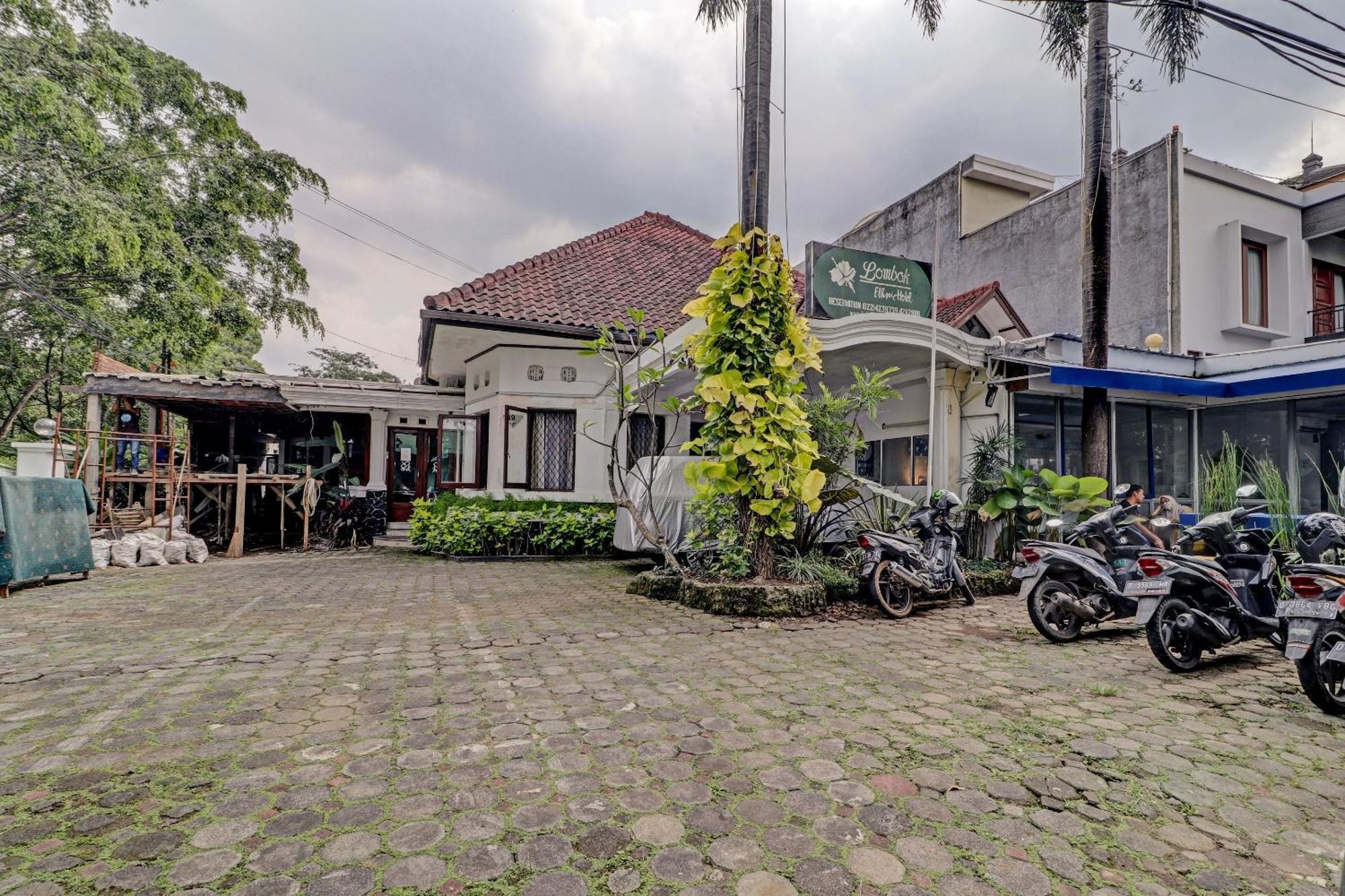 Hotel O Bandung Near Stadion Siliwangi Formerly The Ethnic Hotel Бандунг Экстерьер фото