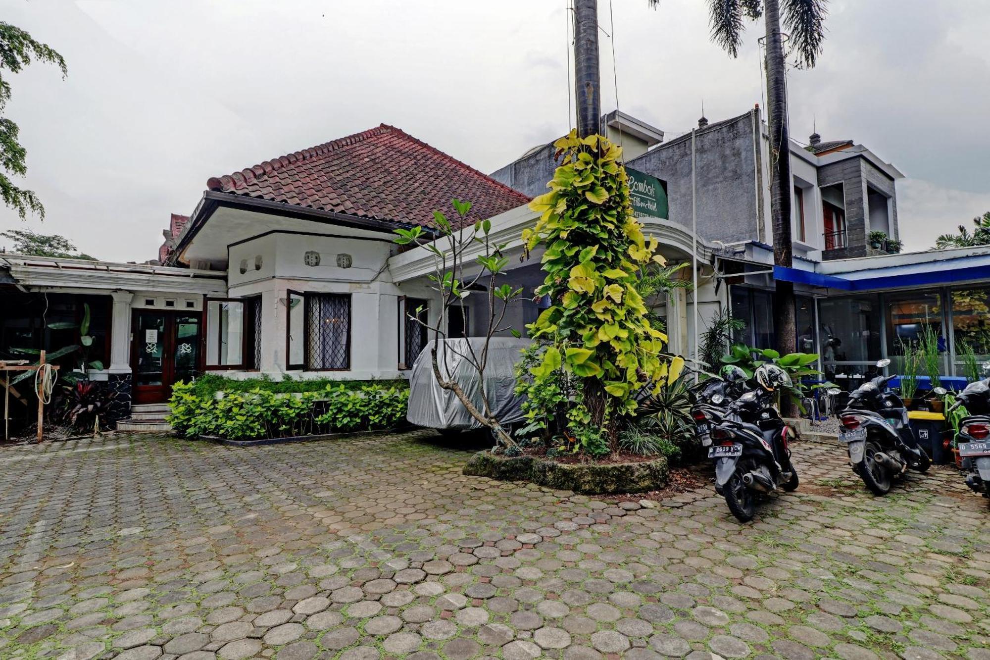 Hotel O Bandung Near Stadion Siliwangi Formerly The Ethnic Hotel Бандунг Экстерьер фото